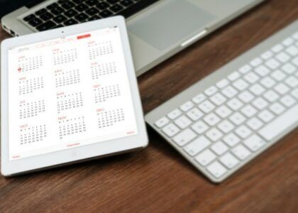 Tastatur mit Tablet KalenderGefahren des BYOD-Prinzips